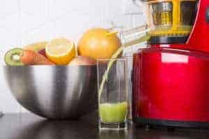 Are Juicers and Blenders the Same? A Detailed Comparison